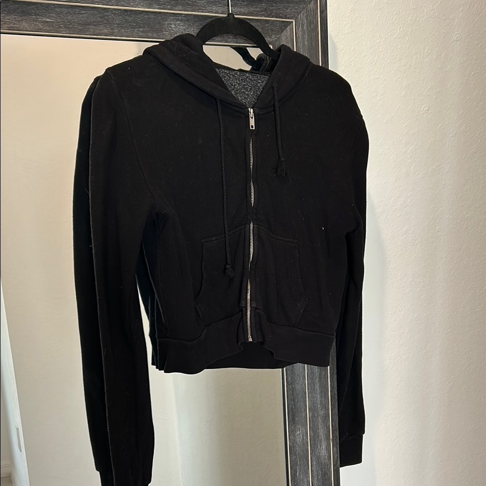 john galt / brandy melville cropped black zip-up